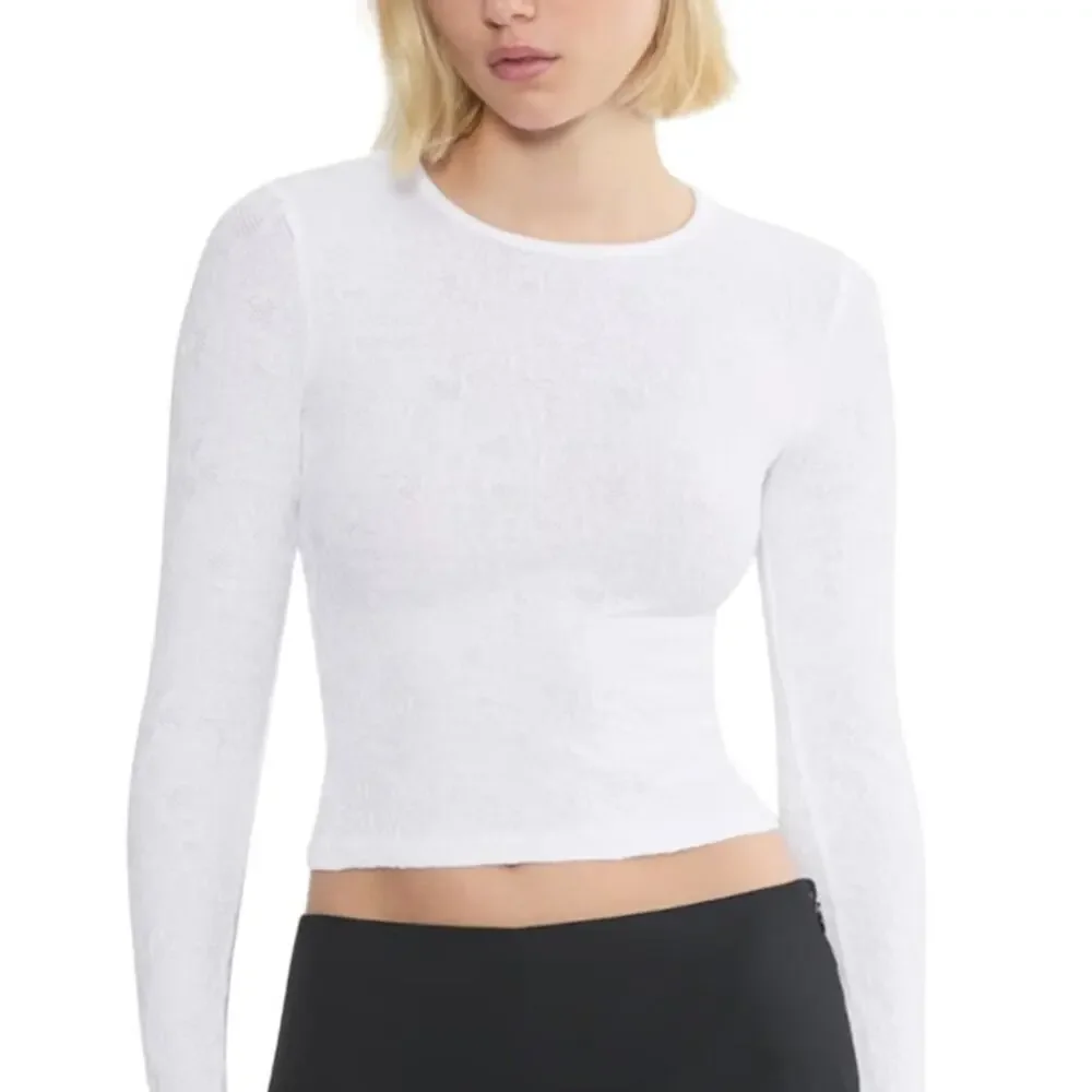 Bundle (2) Aritzia Sunday Best Daisy Seamless Crew Long Sleeve Small